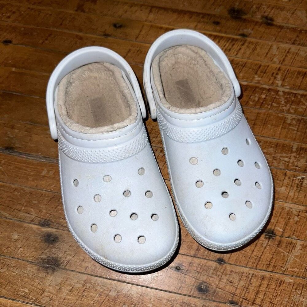 Crocs light blue washable rubber lined W6 orthotic arch support shoes